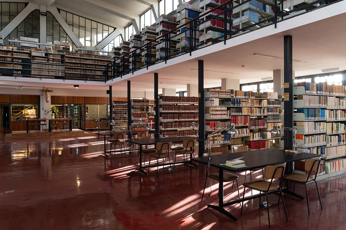 Biblioteca di San Bonaventura 
													al Seraphicum